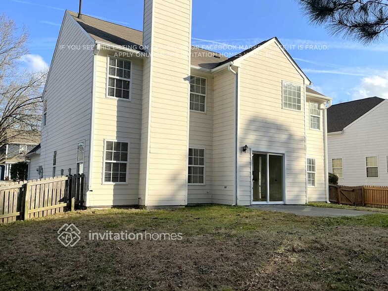 Building Photo - 538 Crossview Ln