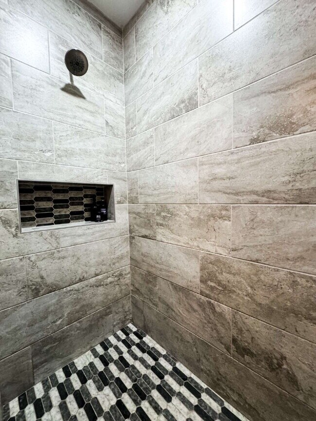 Building Photo - "Spacious 4-Bedroom, 2-Bathroom home in Prime Yuma!"