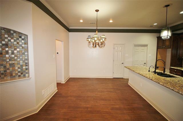 Building Photo - 1803 Masters Dr