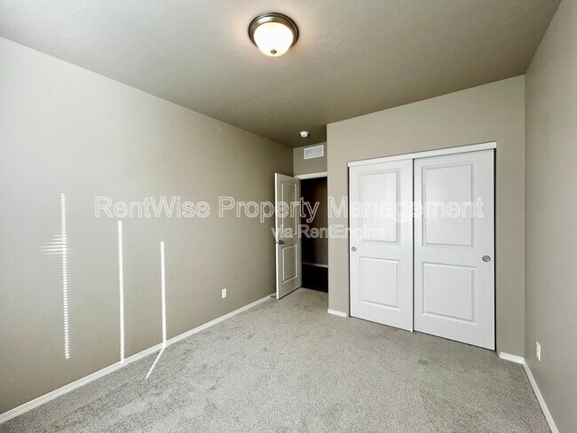 Building Photo - 1309 S Middleton Rd
