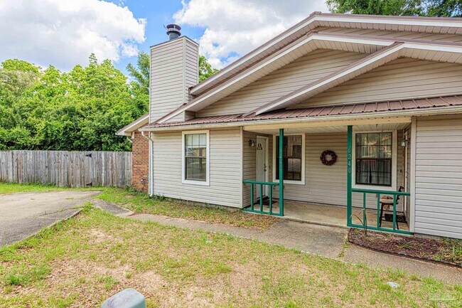 Primary Photo - 6242 Ridgegate Cir