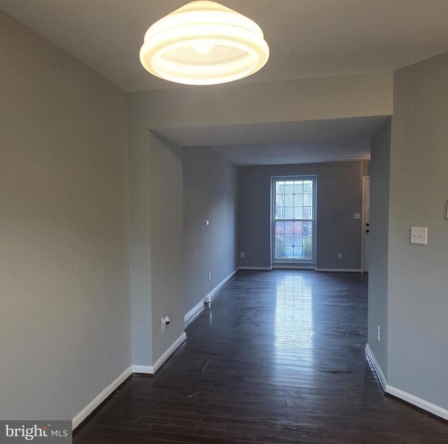 Building Photo - 12977 Abner Ave