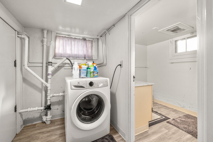 Building Photo - 686 2nd Avenue East N