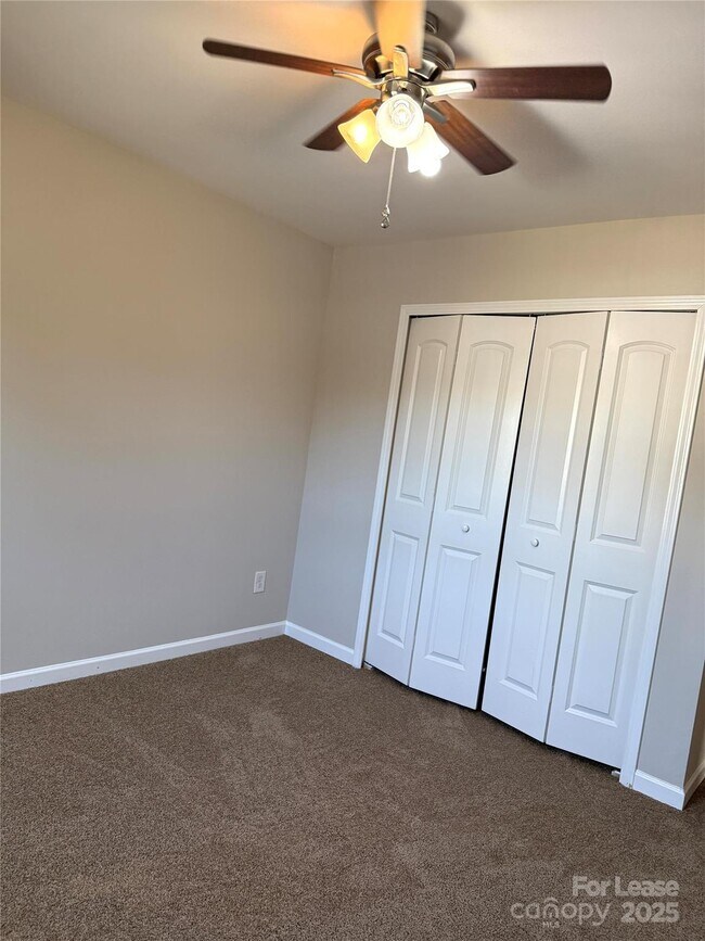 Building Photo - 10577 Bunclody Dr