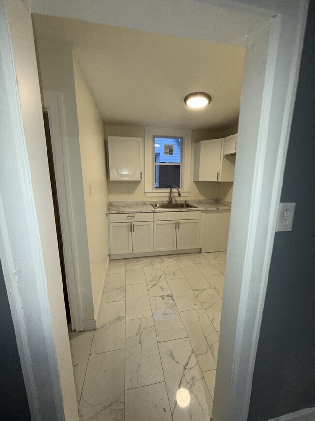 Building Photo - 18882 Marx St