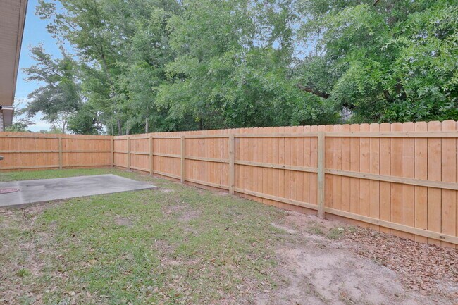 Building Photo - 5402 Parkside Dr