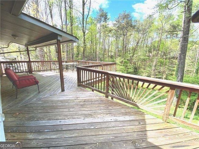 Building Photo - 1593 Bubbling Creek Rd NE