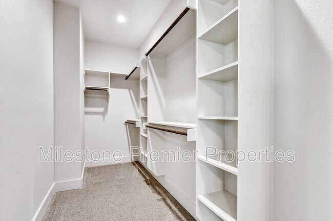Building Photo - 237 Gun Club Rd