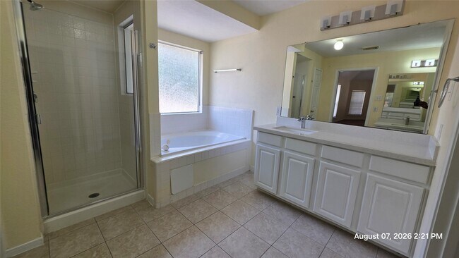 Building Photo - 15335 Garett Green Cir