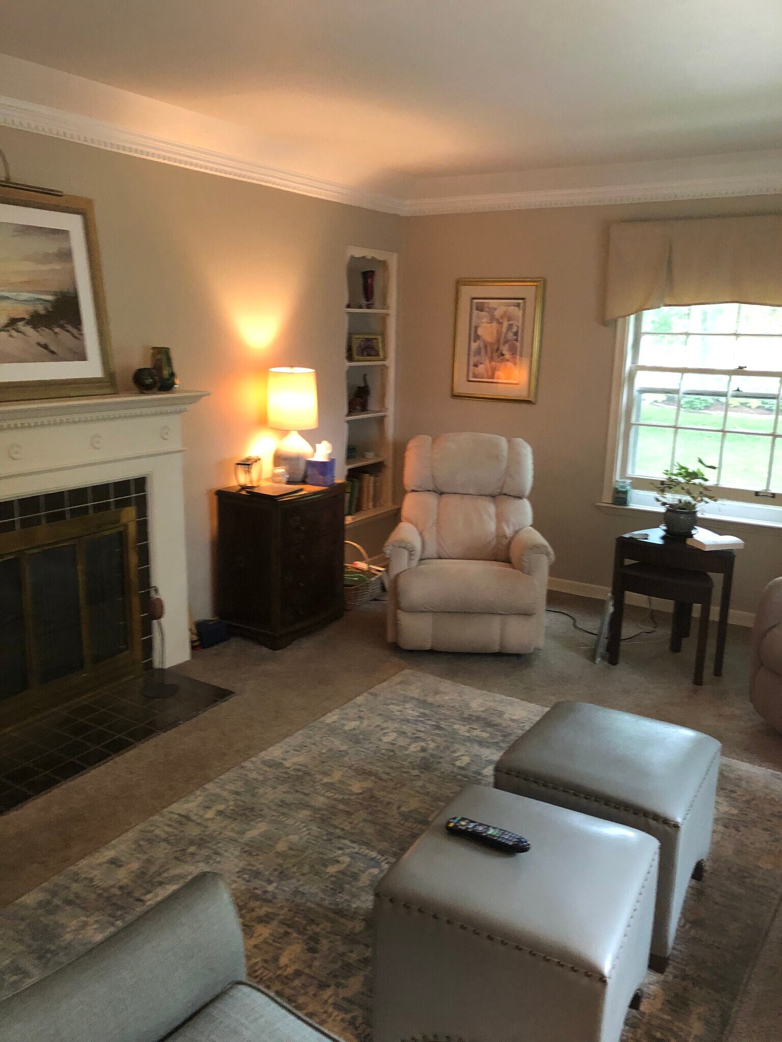 Living room - 6533 W Wisconsin Ave