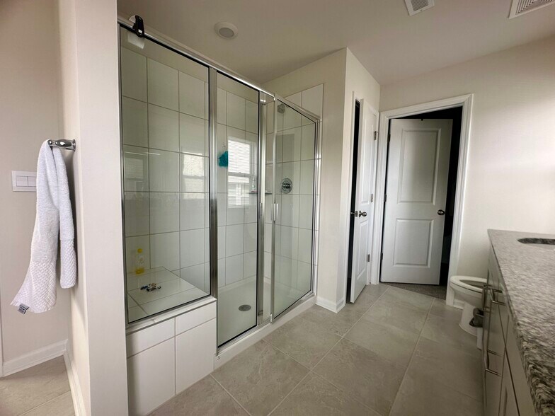 Shower in master bathroom - 38 Ravens Ridge Rd