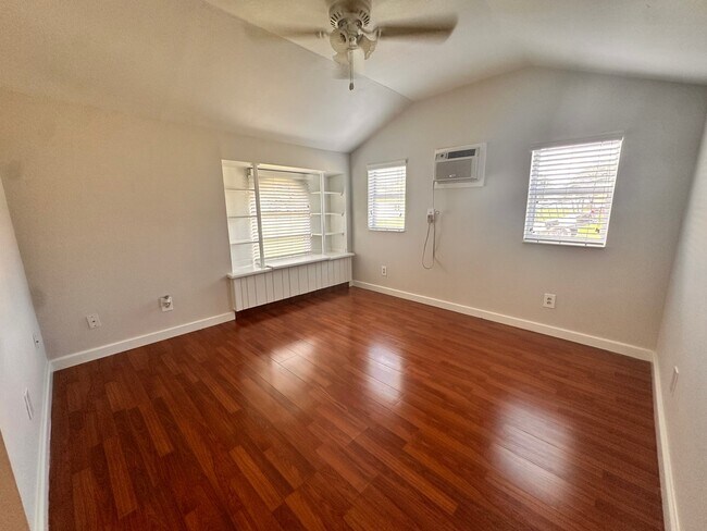 Building Photo - 1109 Orangewalk Dr