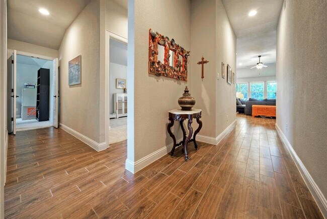 Building Photo - 21707 Crystal Way