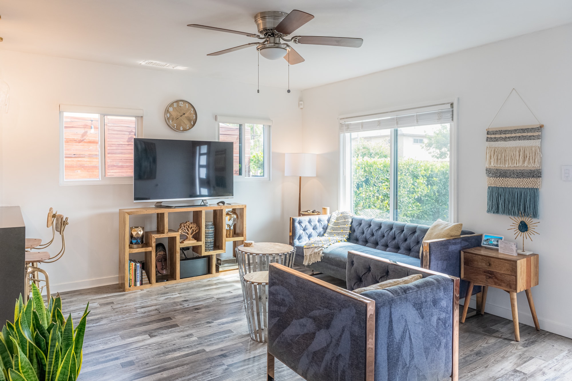 Building Photo - 509 E Buckthorn St