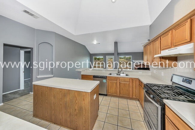 Building Photo - 413 Windy Hill Ln