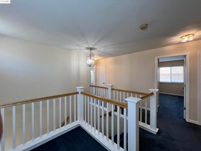 Building Photo - 1371 Brooktrail Dr