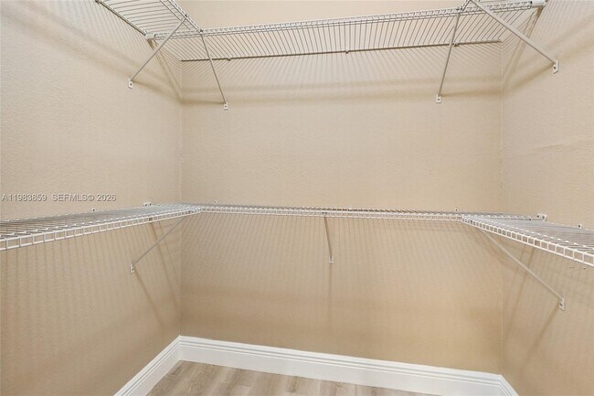 Building Photo - 1315 Egret Rd