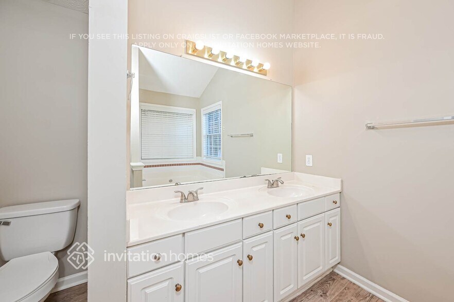 Building Photo - 805 Avalon Forest Dr NW