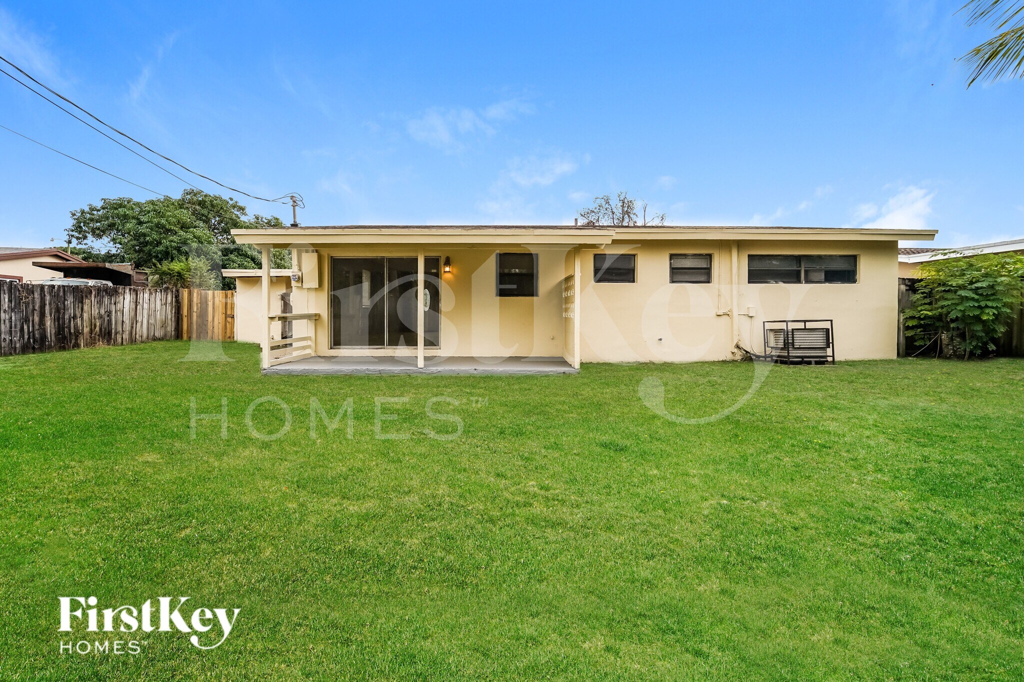 Building Photo - 1941 SW 38th Ave