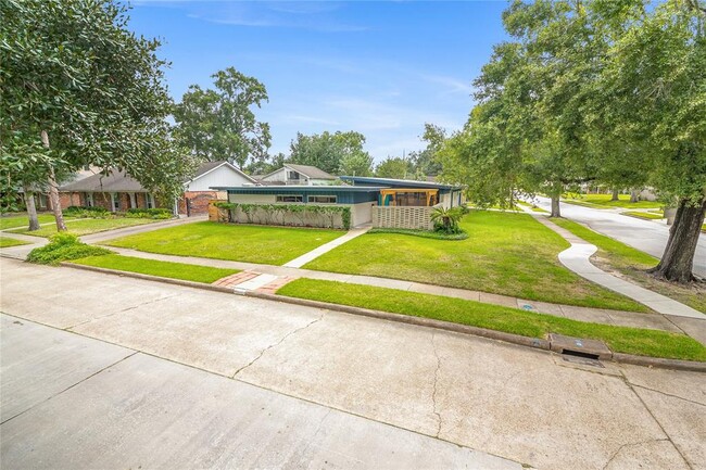 Building Photo - 5143 Cheena Dr