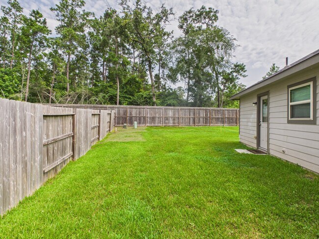 Building Photo - 1300 Winding Willow Dr