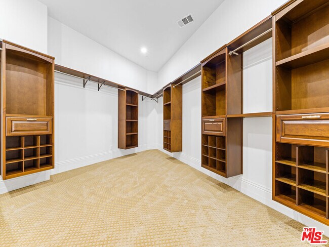 Building Photo - 14420 Merlot Ct