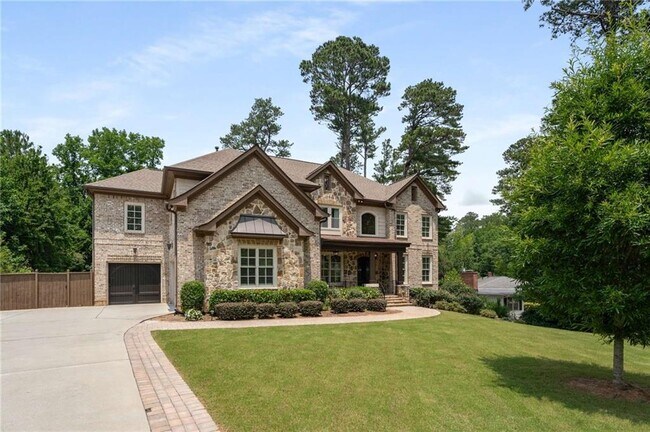 Building Photo - 6552 Long Acres Dr