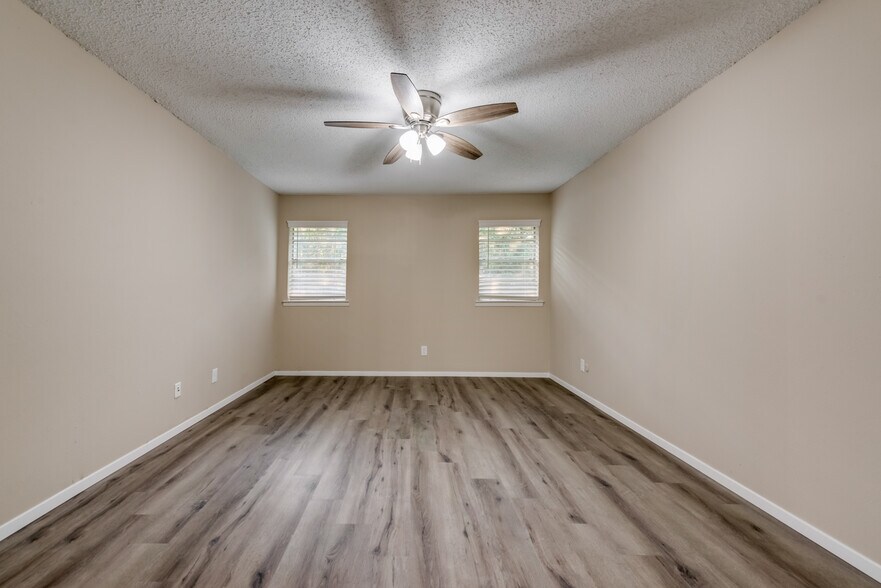 Bedroom 2 - 532 Billie Ruth Ln