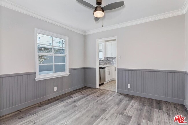 Building Photo - 5022 Clinton St