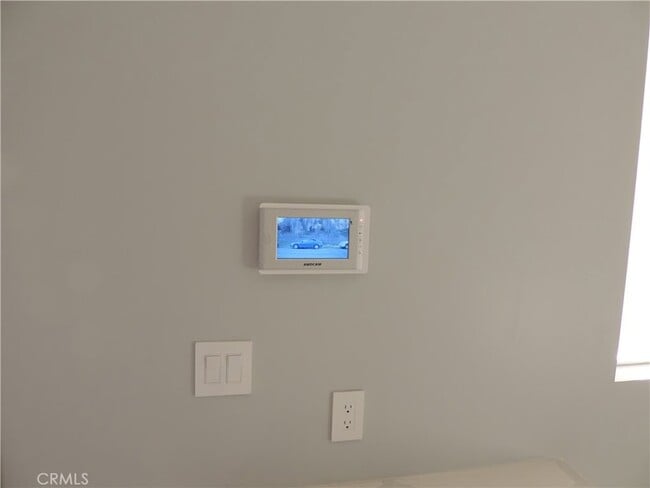 Building Photo - 22735 Del Valle St