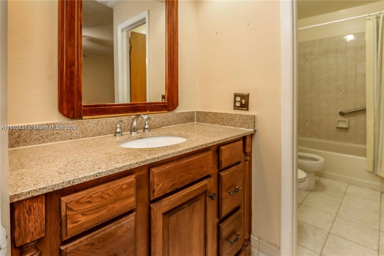 Building Photo - 2500 SW 113th Ct