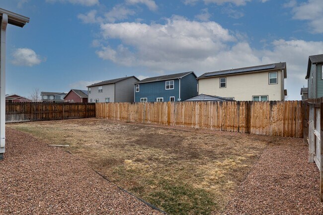 Building Photo - 9764 Chalkstone Ln