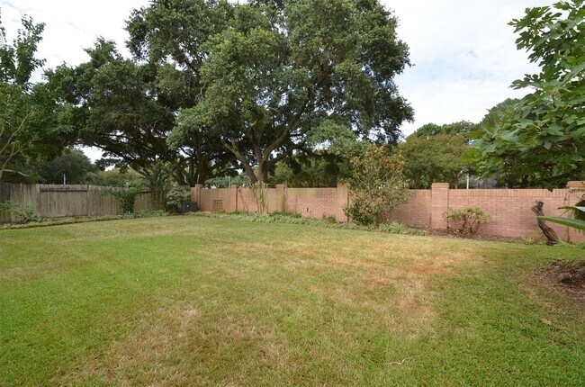 Building Photo - 1218 Irish Mist Ct
