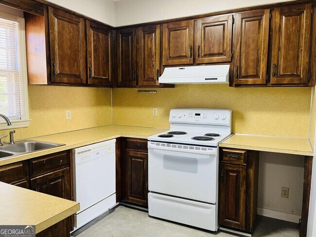 Building Photo - 207 Harwell Ave