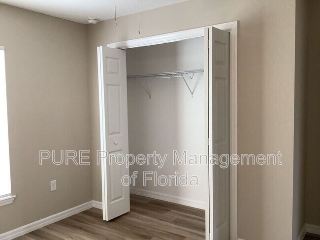 Building Photo - 14513 SW 20th Pl