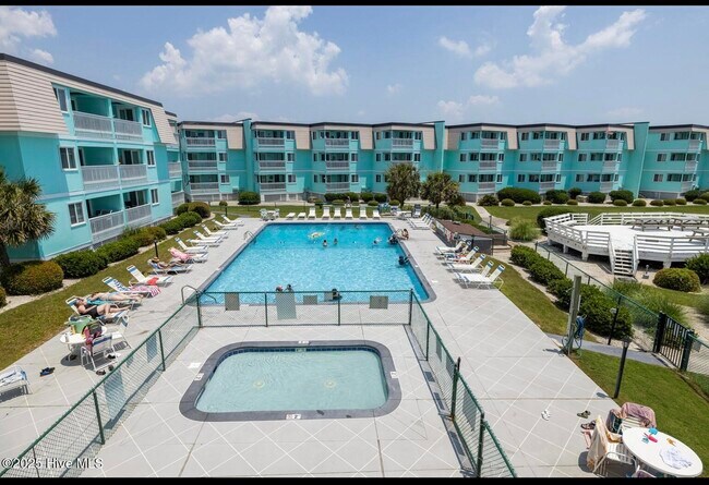 Building Photo - 301 Commerce Way