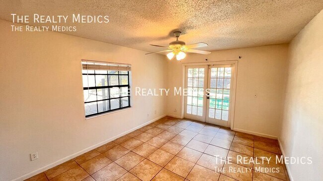 Building Photo - 1009 Alfred Dr