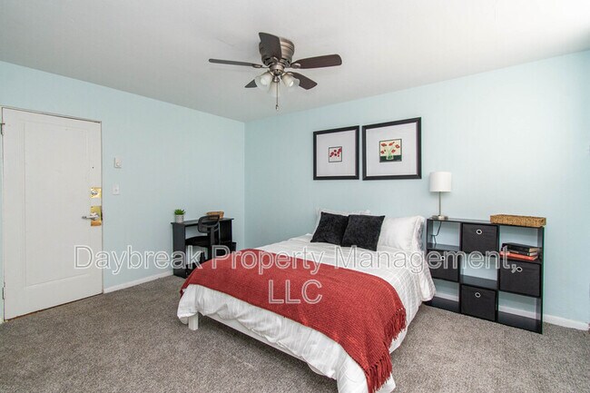 Primary Photo - 1258 10th St N