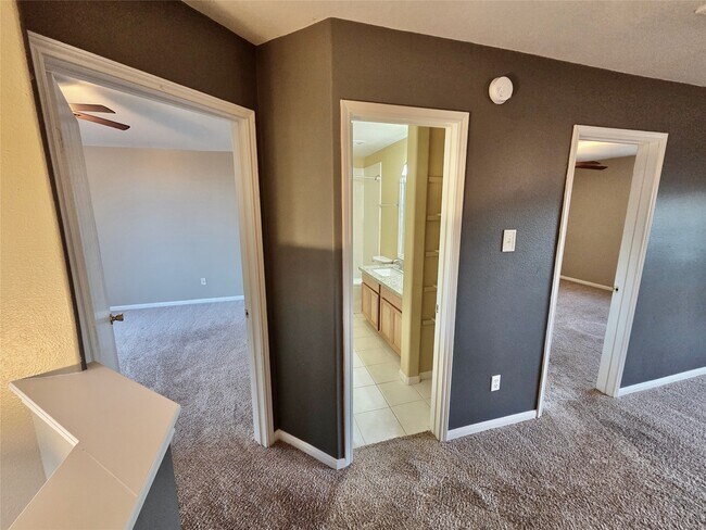 Building Photo - 2515 Braley Park Ln