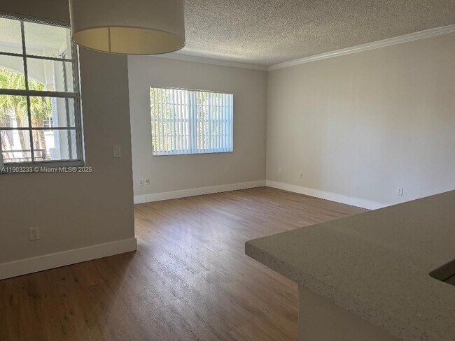 Building Photo - 3245 NE 184th St