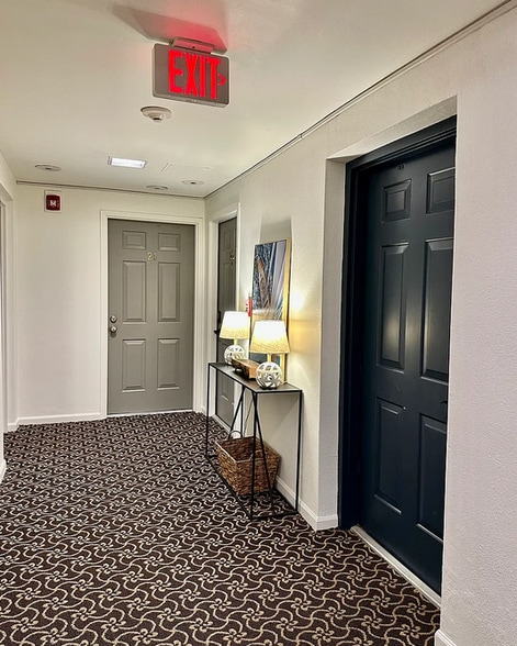 Front Door - 229 N Poplar St