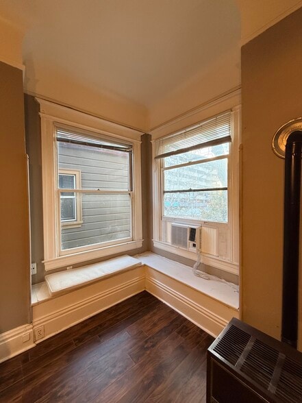 Building Photo - 1710 1/2 16th St