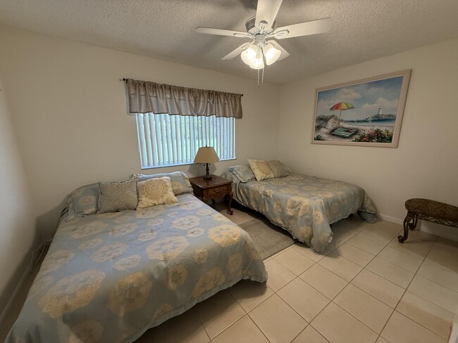 Building Photo - 14648 Bonaire Blvd