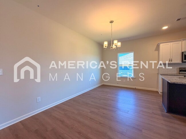 Building Photo - Modern Living in Havenridge!