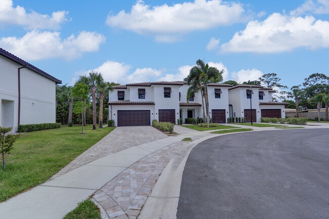 Building Photo - 406 Bella Sol Way