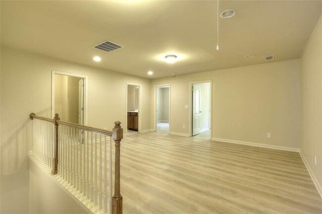 Building Photo - 3702 Brockenhurst Dr