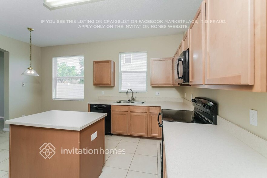 Building Photo - 12113 Kendra Ct