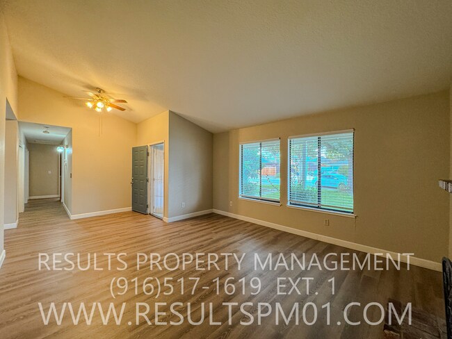 Building Photo - Spacious Single-Story Home in Prime Citrus Heights Location