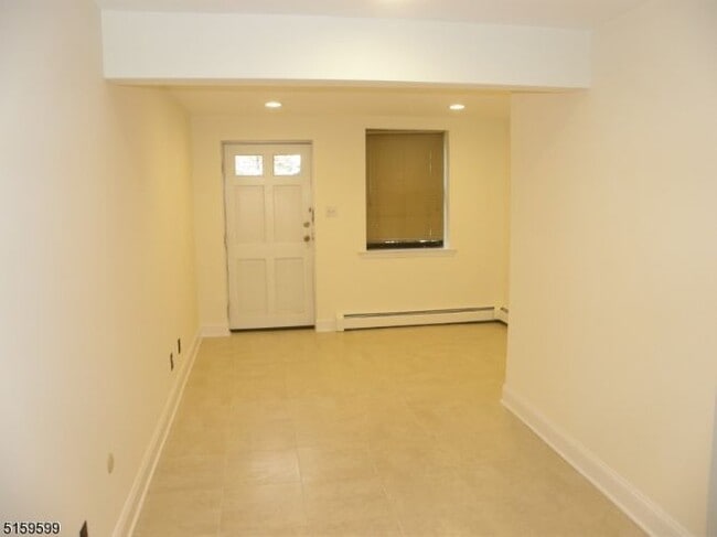 Building Photo - 768 Springfield Ave