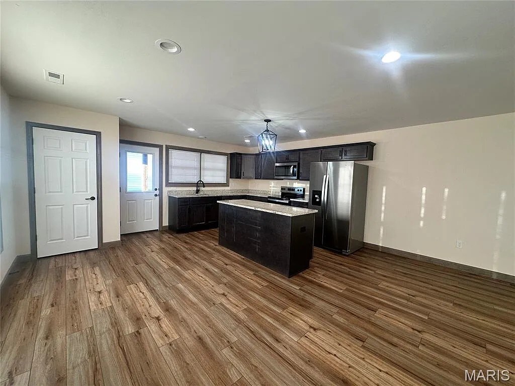 Building Photo - 3609 Justine Dr